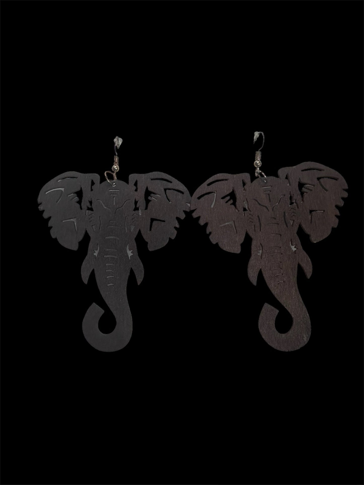 Wooden elephant head shaped earrings